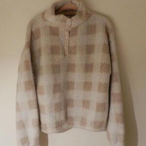 Women’s Beige Checkered Sweater